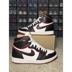 Size 10 - Jordan 1 Retro High OG Bloodline 2019 Excellent Condition Extra Laces
